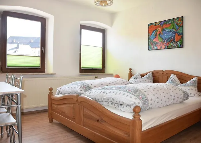 Πανσιόν Gasthof Zwei Linden *